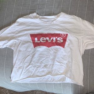 levi’s cropped tee size xs